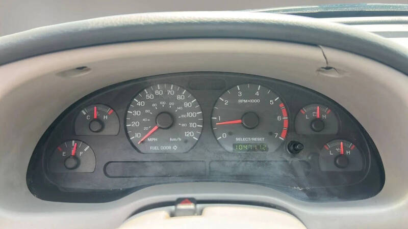 2001 Ford Mustang