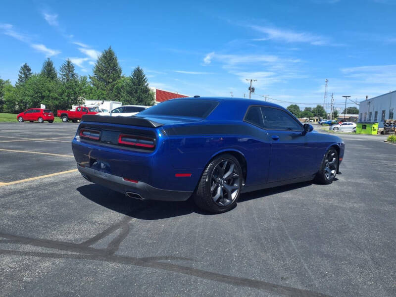 2020 Dodge Challenger SXT