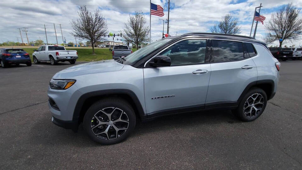 2024 Jeep Compass for sale at Victoria Auto Sales in Victoria, MN