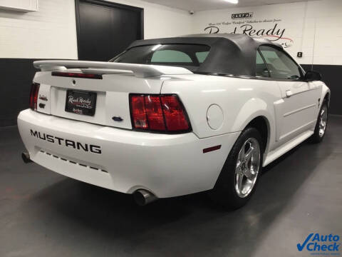 2003 Ford Mustang