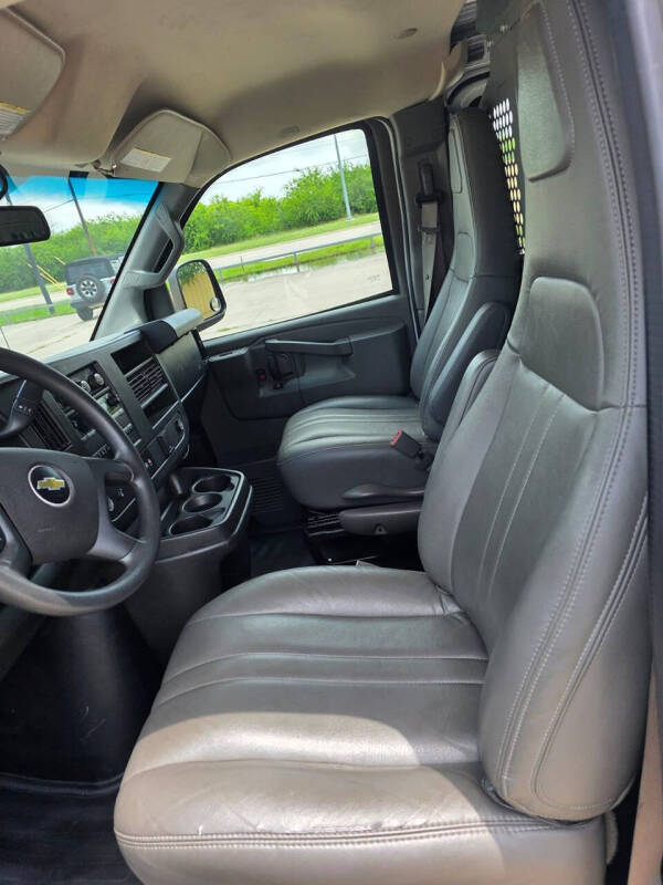 2019 Chevrolet Express 2500