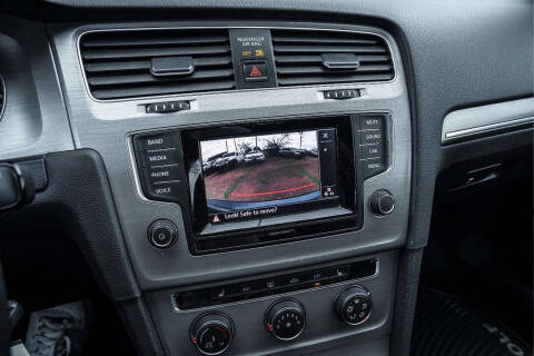 2015 Volkswagen Golf TSI S