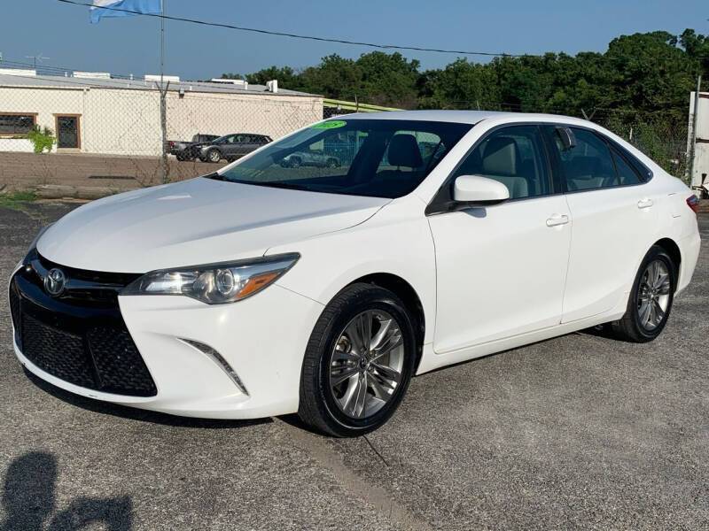 2015 Toyota Camry for sale at Fernando's Auto Sales LLC. in Dallas TX