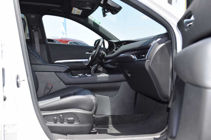 2022 Cadillac XT4 Luxury