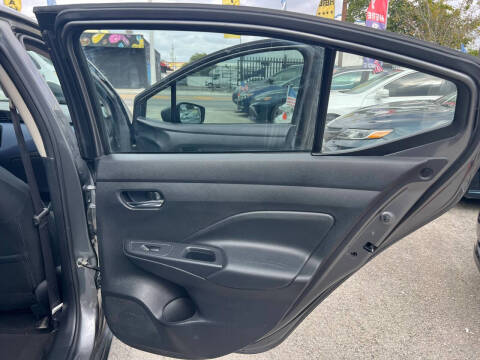 2024 Nissan Versa SV