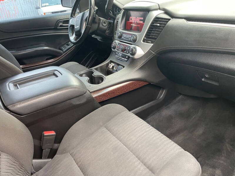 2015 GMC Yukon XL SLE