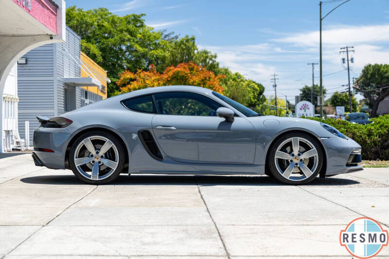 2024 Porsche 718 Cayman GTS 4.0