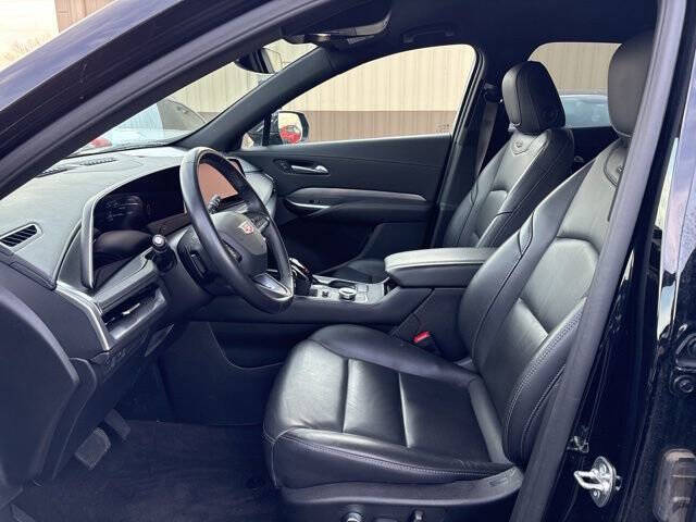 2025 Cadillac XT4 Premium Luxury
