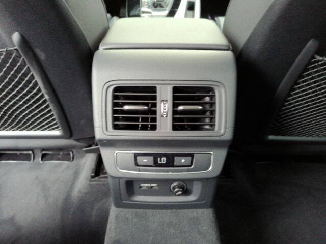 2024 Audi Q5 quattro S line Premium 45 TFSI