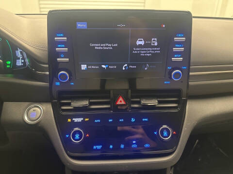 2022 Hyundai Ioniq Hybrid SE