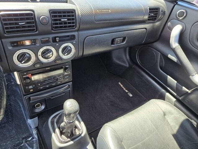 2003 Toyota MR2 Spyder