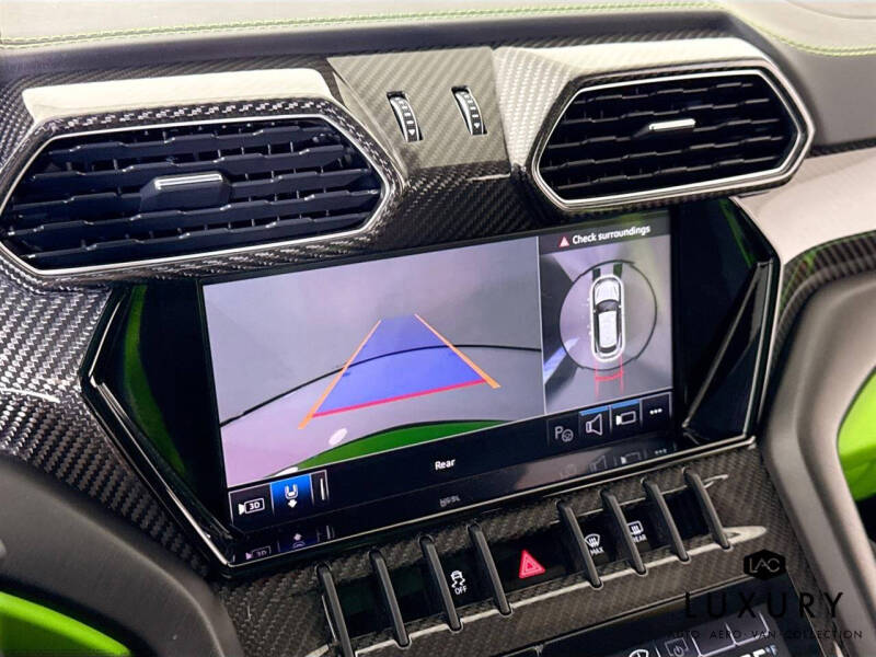 2024 Lamborghini Urus S