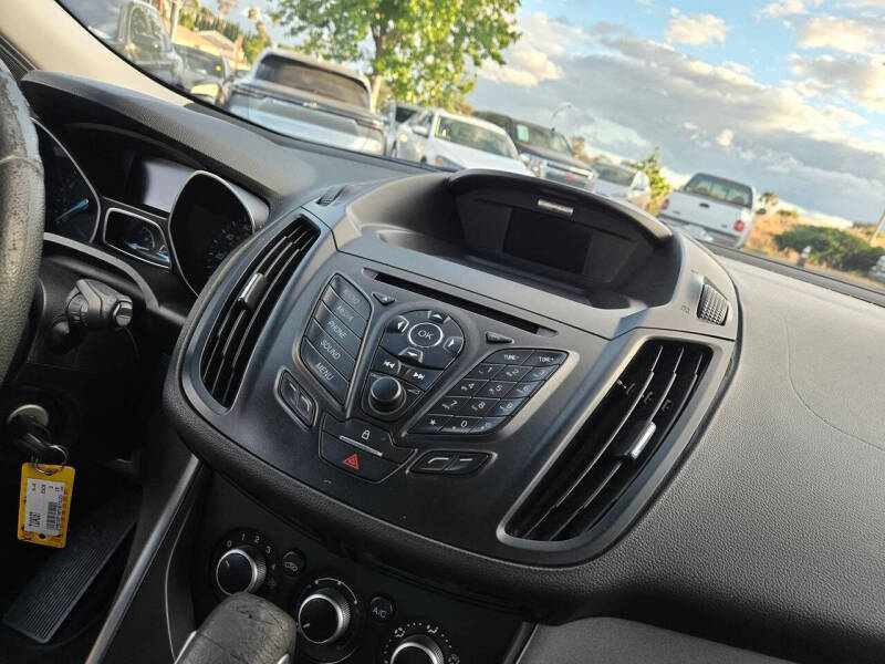 2015 Ford Escape S