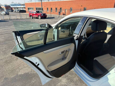 2016 Volkswagen CC 2.0T Sport