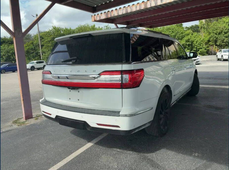 2021 Lincoln Navigator L Reserve