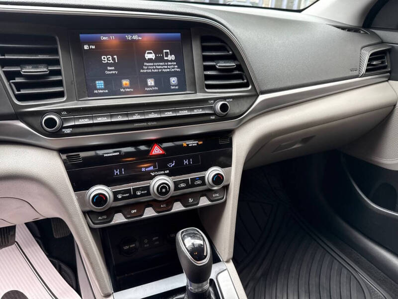 2020 Hyundai Elantra