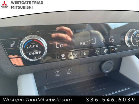 2025 Mitsubishi Outlander SE