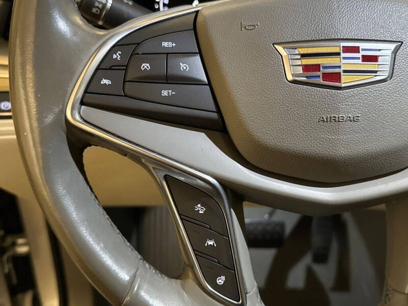 2019 Cadillac XT5 Luxury