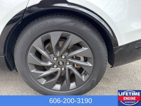 2023 Land Rover Discovery P300 S R-Dynamic