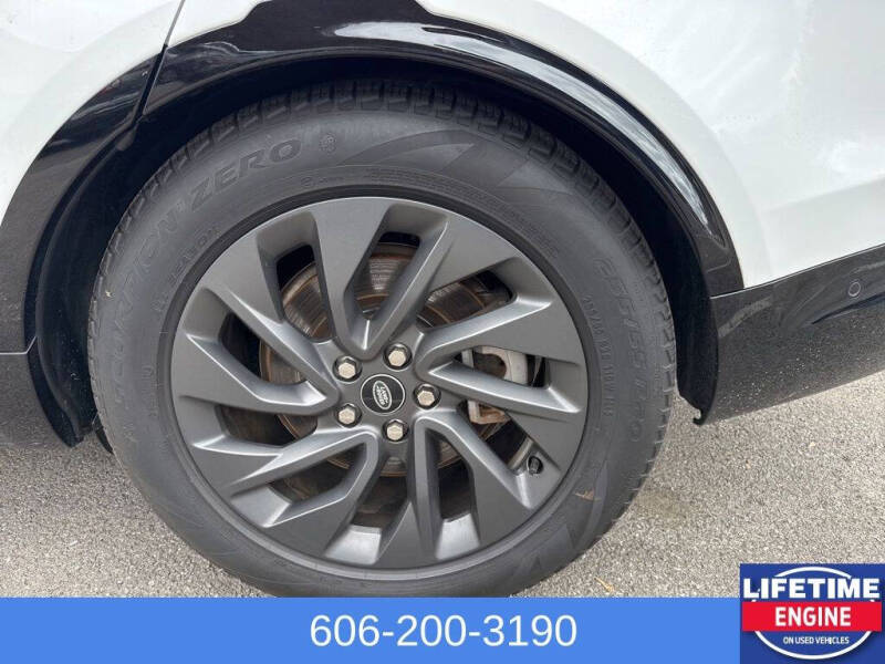 2023 Land Rover Discovery P300 S R-Dynamic