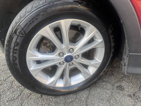 2017 Ford Escape SE