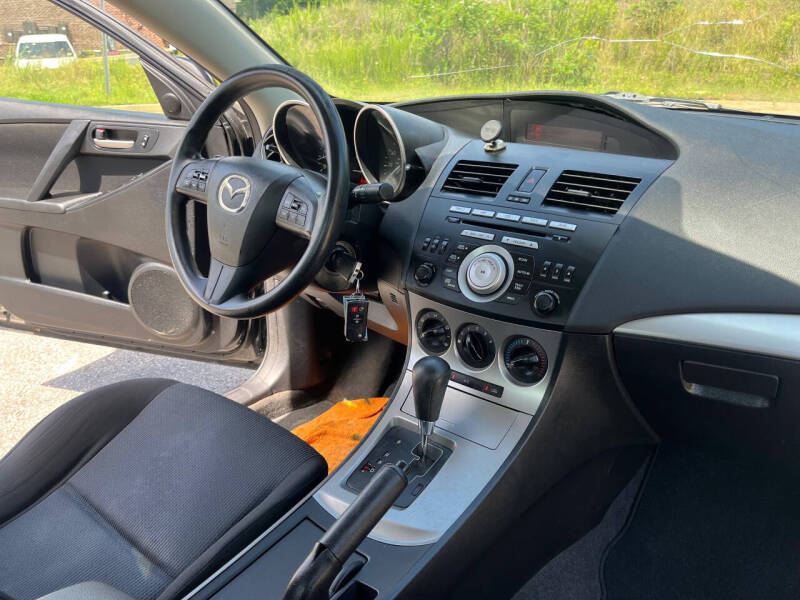 2011 Mazda MAZDA3 i Touring