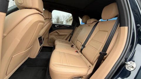 2019 Porsche Cayenne S