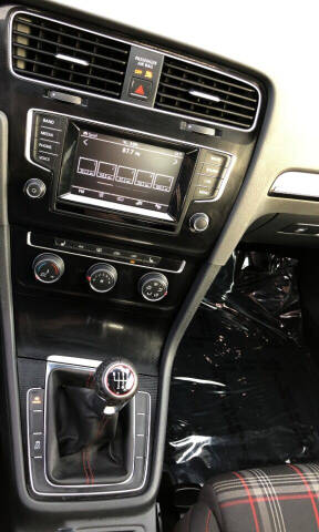 2015 Volkswagen Golf GTI S