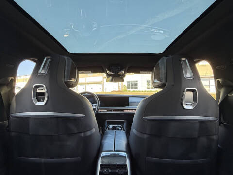 2024 BMW i7 eDrive50