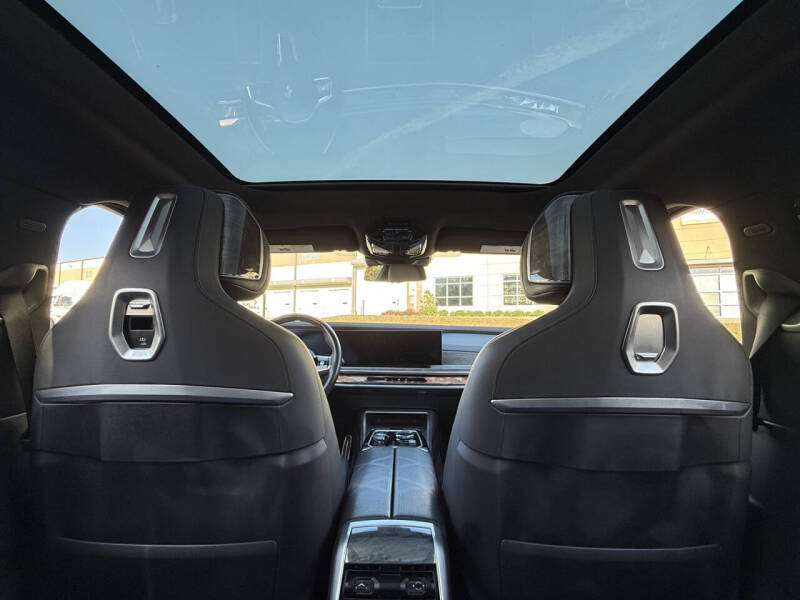 2024 BMW i7 eDrive50