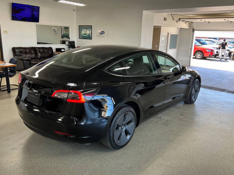 2022 Tesla Model 3 Base photo 9