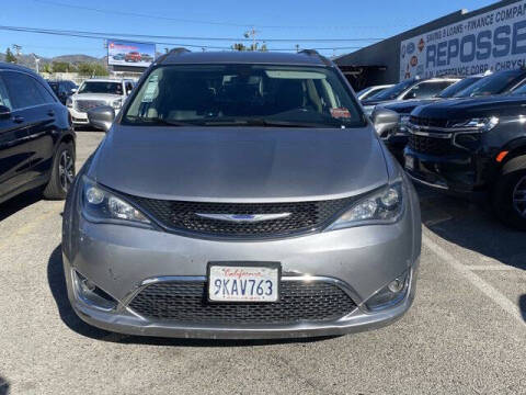 2020 Chrysler Pacifica Touring L