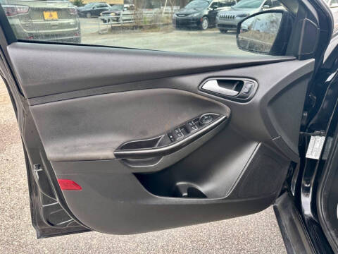 2018 Ford Focus Titanium