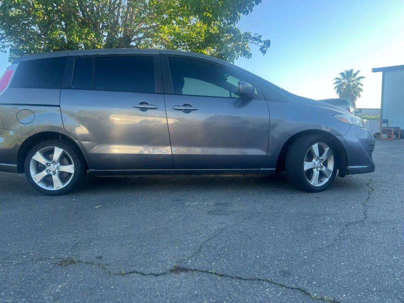2010 Mazda MAZDA5 Sport