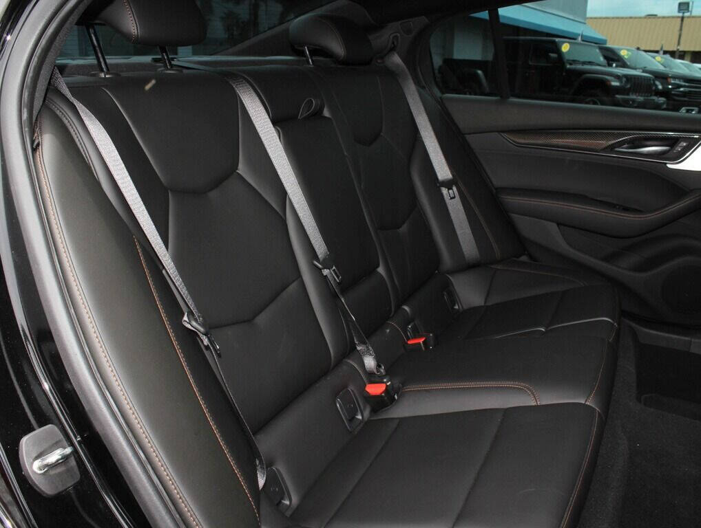 2021 Cadillac CT5 Sedan - $43,995