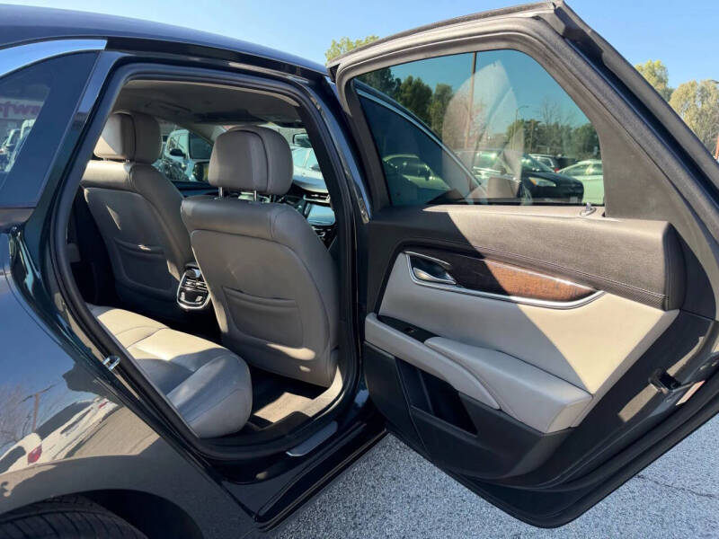 2013 Cadillac XTS Luxury Collection