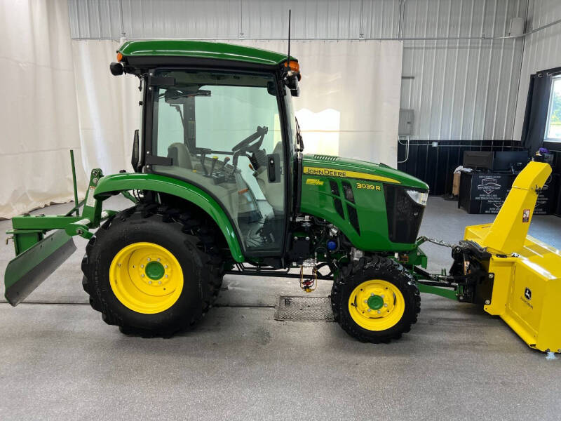 2019 John Deere 3039R