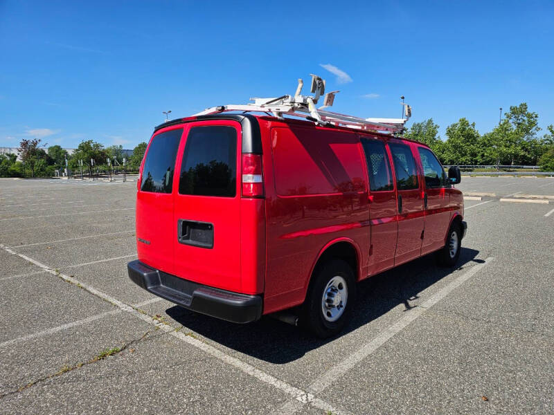 2016 Chevrolet Express 2500