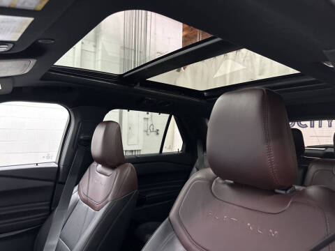 2024 Ford Explorer Platinum