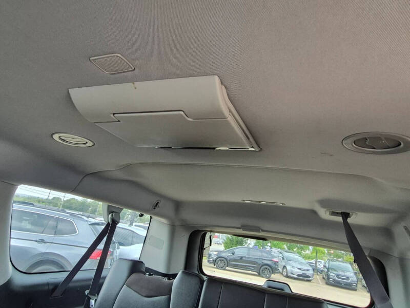 2016 Cadillac Escalade ESV Luxury Collection