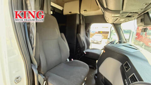 2024 Freightliner Cascadia