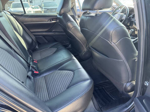 2019 Toyota Camry SE