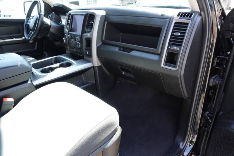 2021 RAM 1500 Classic Express