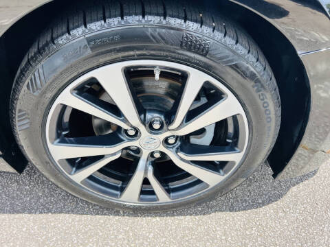 2017 Nissan Maxima Platinum