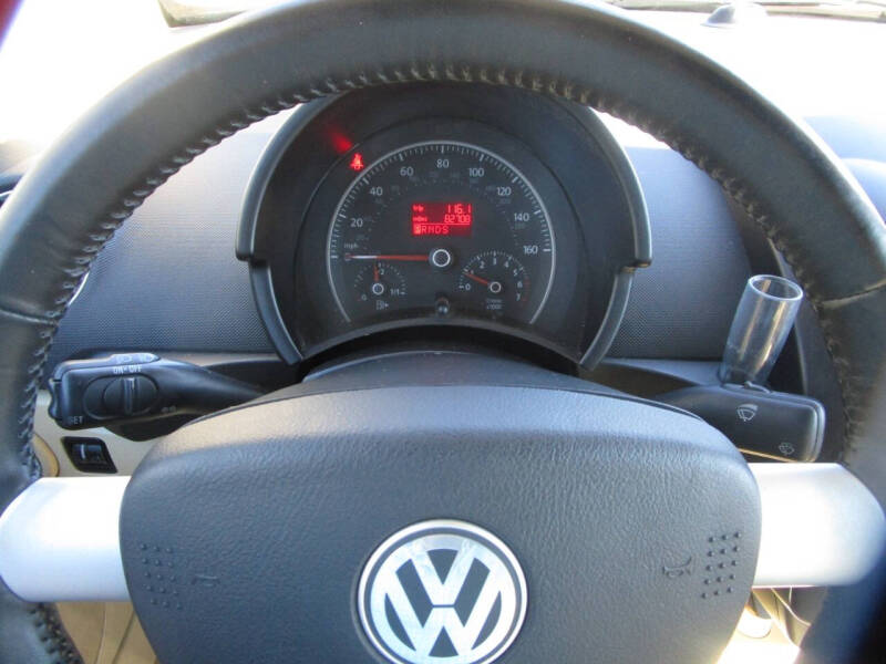2008 Volkswagen New Beetle Convertible SE