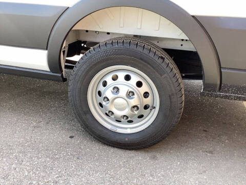 2025 Ford Transit 250