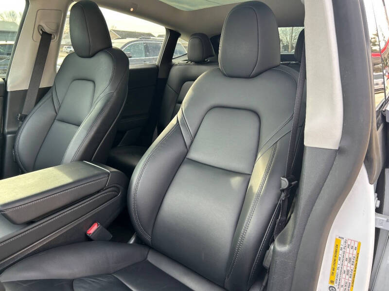 2023 Tesla Model Y Performance