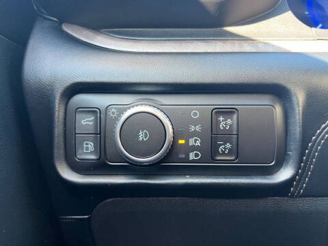 2023 Ford Explorer Hybrid Platinum