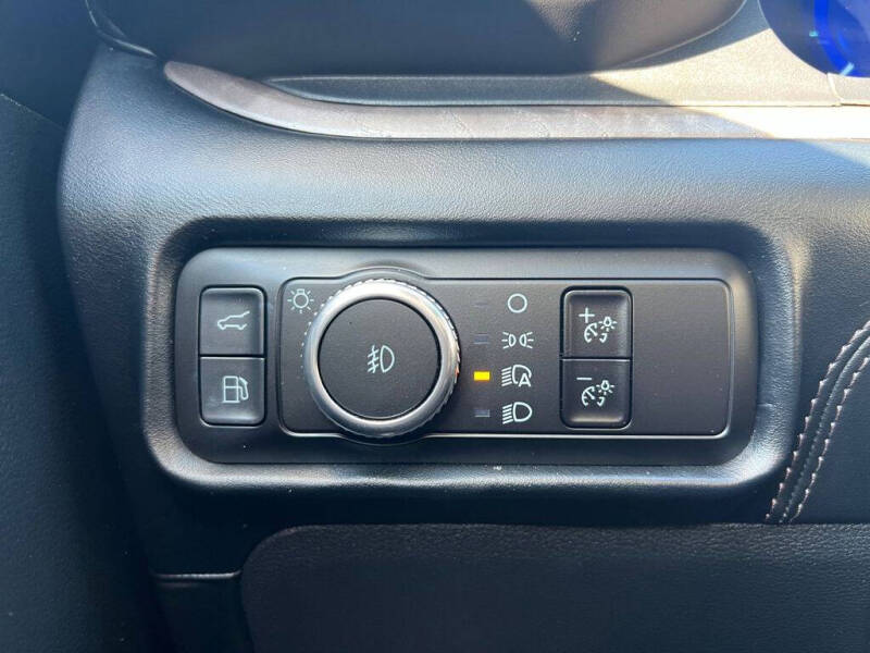 2023 Ford Explorer Hybrid Platinum