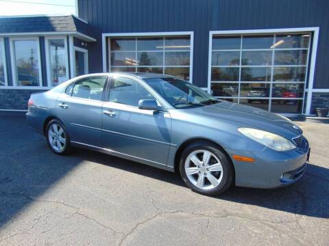 2005 Lexus ES 330 for sale at Akron Auto Sales in Akron OH